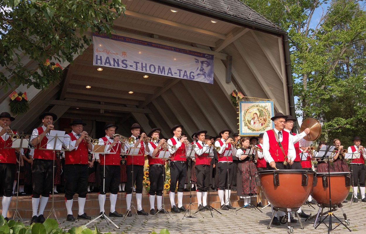 Festakt beim Hans-Thoma-Fest im Kurpark. Foto: Heike Budig